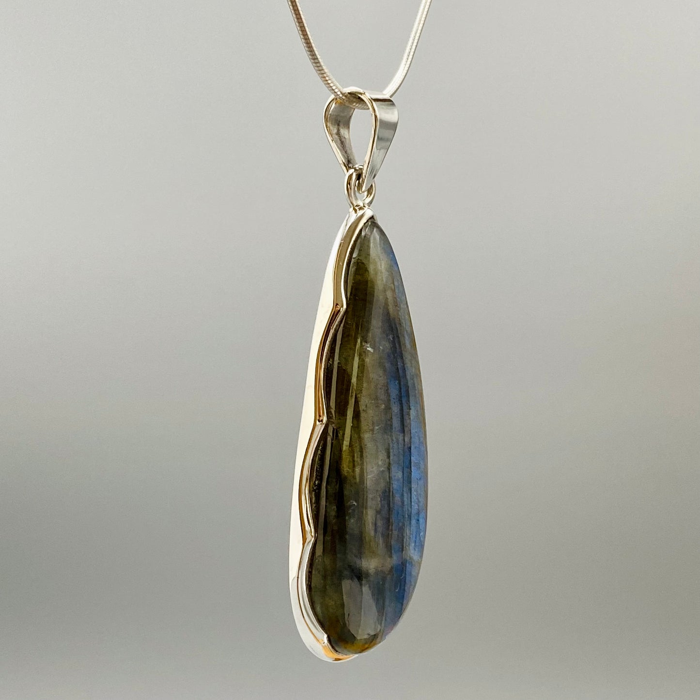 Labradorite Pendant