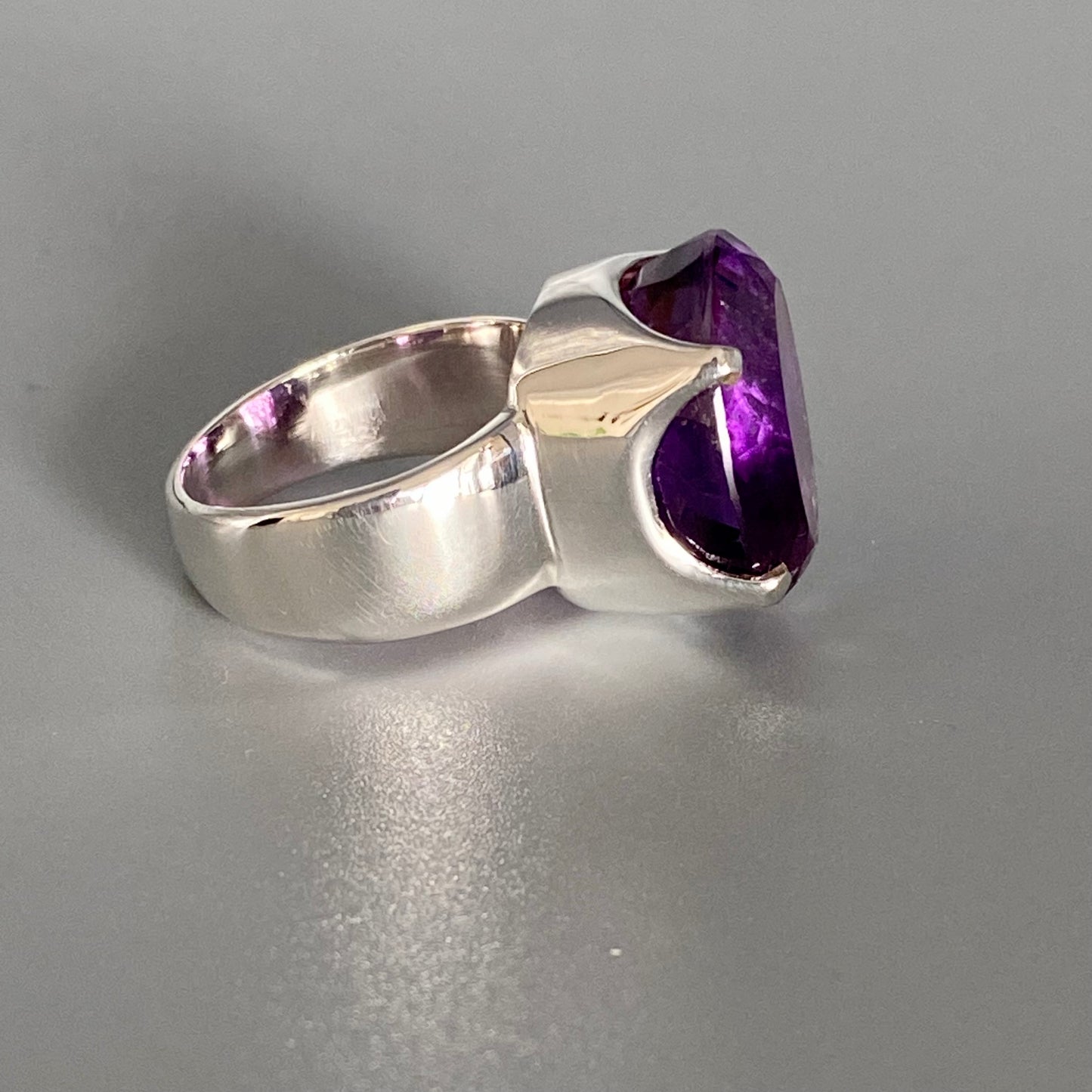 Amethyst Silver Ring