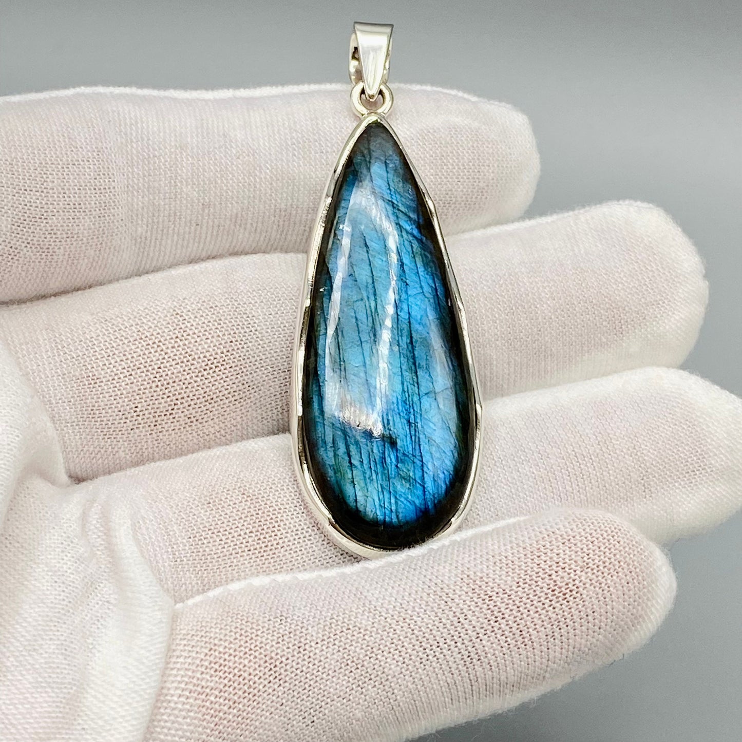 Labradorite Pendant