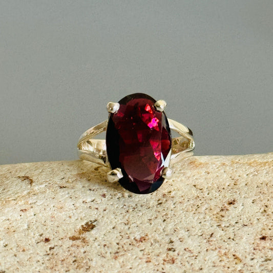 Oval Red Garnet Ring